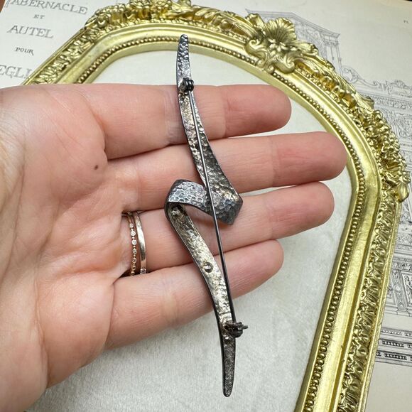 Vintage Contemporary Abstract Design Silver Tone Brooch Pin with Rhinestones - Picture 4 of 4